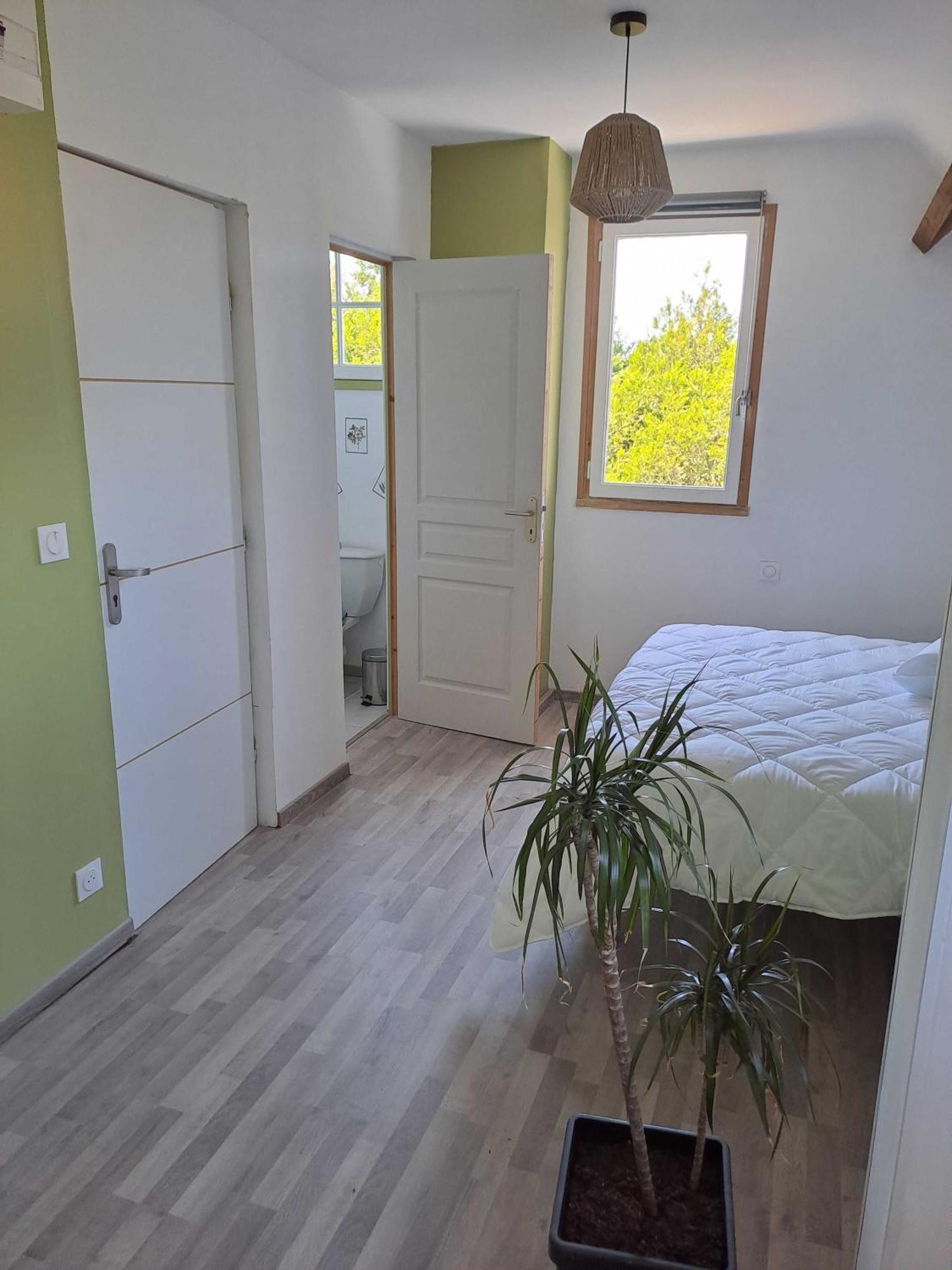 Hotel La Jufe Cormeilles  Esterno foto