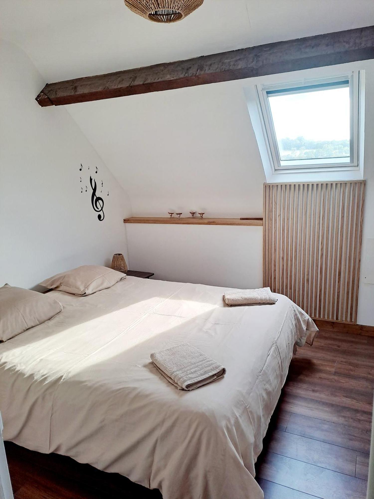 Hotel La Jufe Cormeilles  Esterno foto